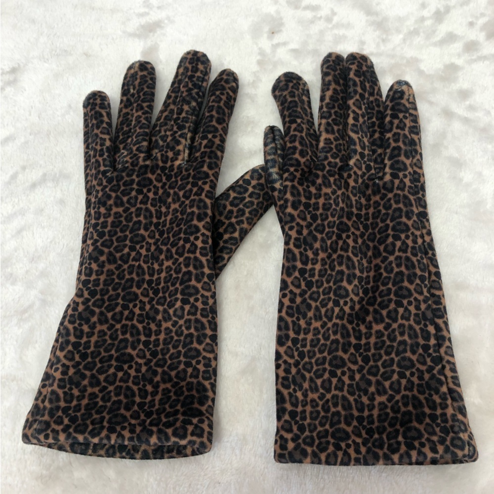 Dkny Leopard Animal Print Soft Gloves